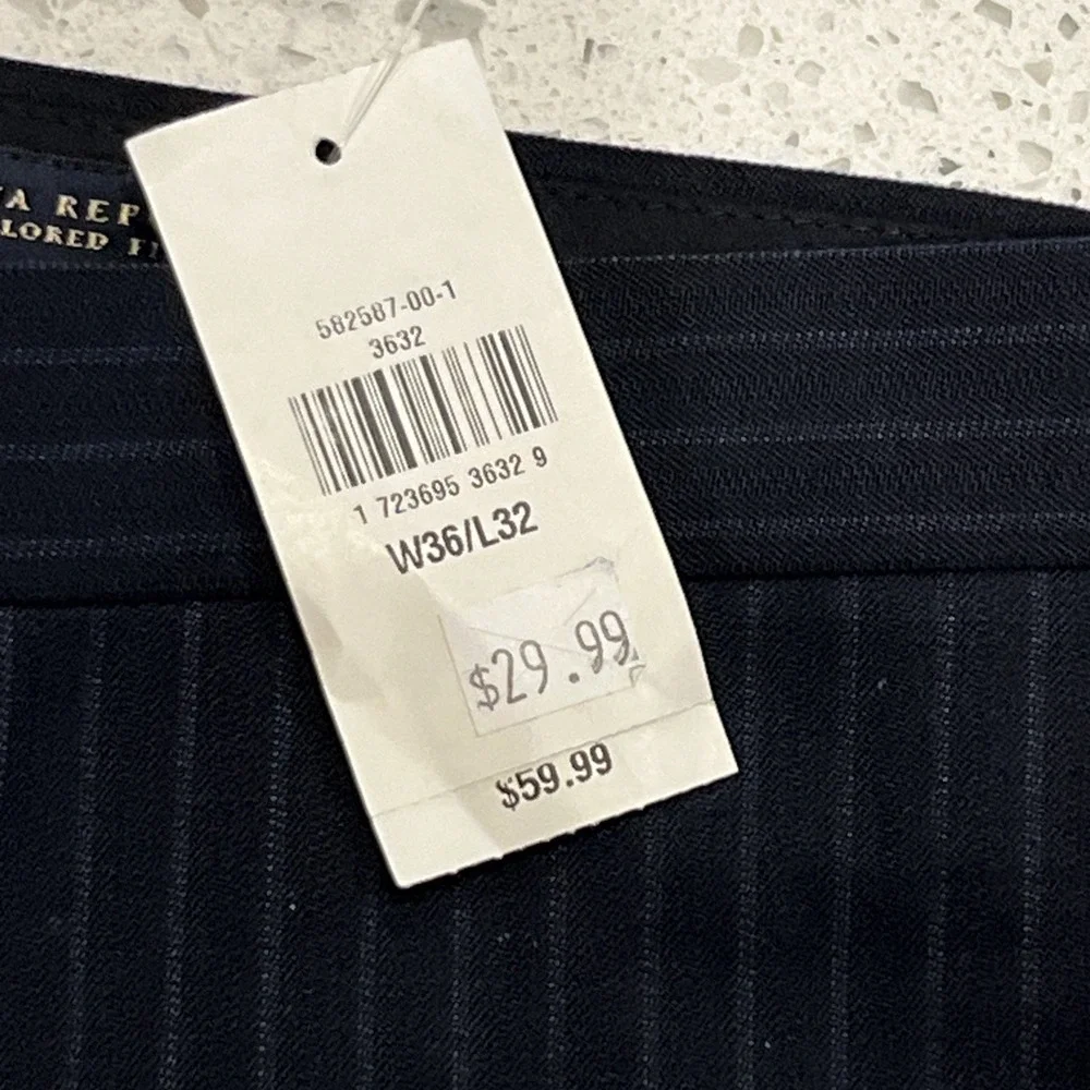 Banana Republic Tailored‎ Fit Dress Pants Mens 36X 32 Navy Blue Pin Stripe NWT